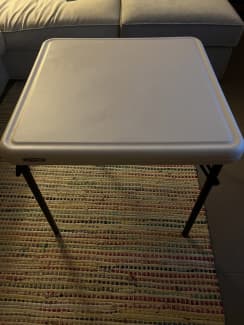 LIFETIME Kids Foldable White Table in Plastic 24-in 80425