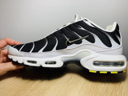 killer whale air max plus