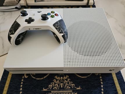 Xbox one s shop for sale gumtree