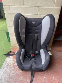 Baby car seat outlet gumtree