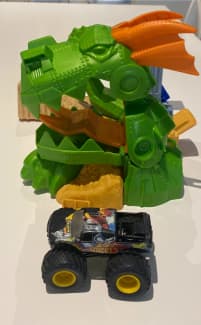 Hot wheels monster hot sale jam dragon blast