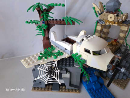 Lego jungle exploration online set