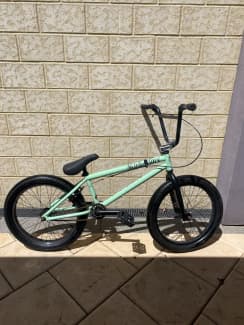 Kink curb hotsell bmx bike 2020