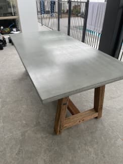 gumtree concrete table