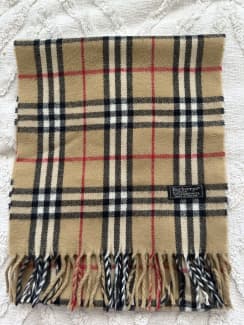 Burberry store scarf gumtree