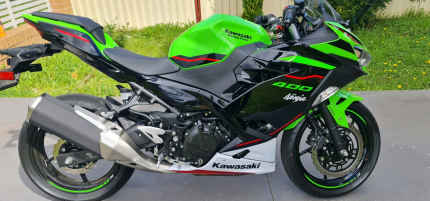 kawasaki ninja 400 on road price