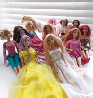 Barbie dolls in discount bulk