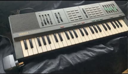 Yamaha Porta Sound PSS 360 Electronic Keyboard Digital