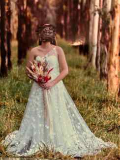 Gumtree wedding dress hotsell