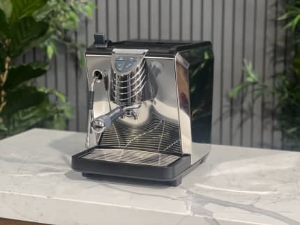 Nuova Simonelli Oscar II Black Professional Espresso Machine