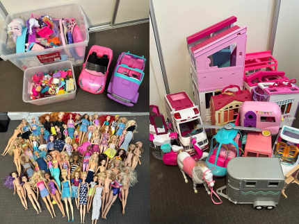 Huge Bundle outlets of Barbie