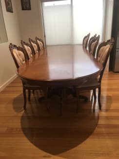 old table and chairs for sale