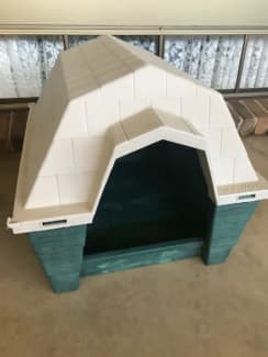 Ruff hauz store dog house plastic