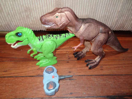 Two Robot 47 Remote Control Dinosaurs