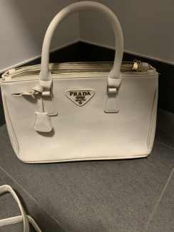 prada cream