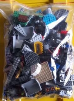 1kg best sale lego price