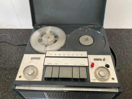 VINTAGE FERGUSON REEL To Reel Audio Tape Recorder / Player Model