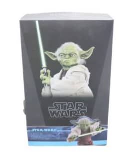 Hot toys star on sale wars yoda