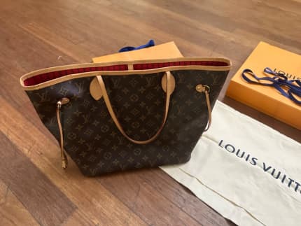 COPY - Louis Vuitton Cabas Mezzo MM Monogram  Louis vuitton, Louis vuitton  bag neverfull, Authentic louis vuitton