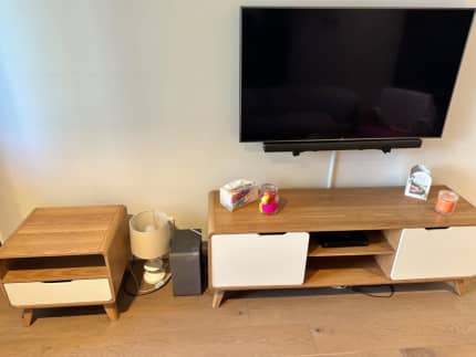 Gumtree deals tv unit