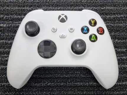 Microsoft Xbox Series X Controller Robot White