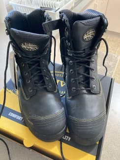 Safety hot sale boots gumtree