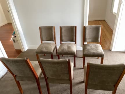 Dining room clearance chairs gumtree