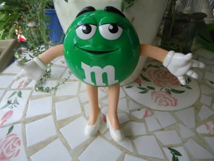 rare China yellow M&M's m&m's candy display figure for collectible 40cm