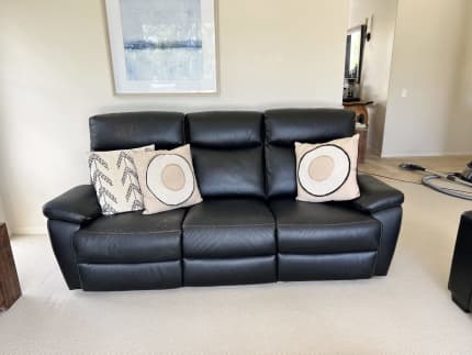 dfs 3 seater sofa and 2 chairs