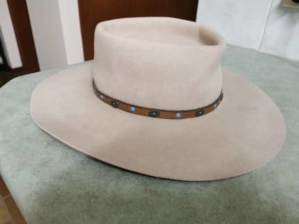 akubra blue mountains