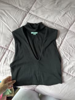 KOOKAI, top, size 8, sleeveless