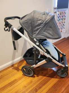 Cruz vogue pram best sale