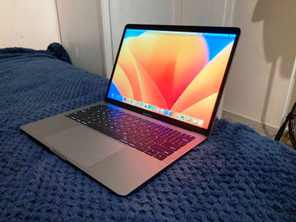 Macbook Pro RETINA 13 2017 Core I5 16GB RAM 128GB SSD Mint B