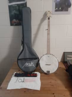 5 STRING BANJO near new very good condition 130 Guitars