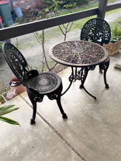 cast iron table and chairs gumtree