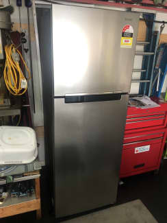 samsung 364l top mount fridge freezer black sr397btc