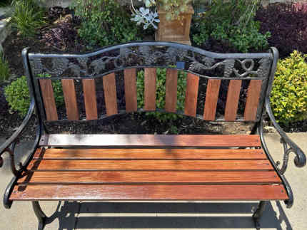 Gumtree garden bench seat sale