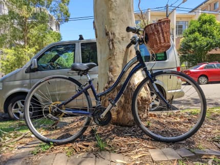 schwinn voyageur ladies bike