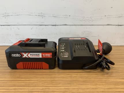 Ozito 18V 4.0Ah Battery and Charger TW284752 Power Tools