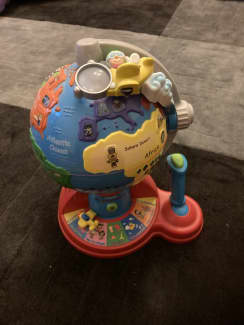 VTech Fly and Learn Globe