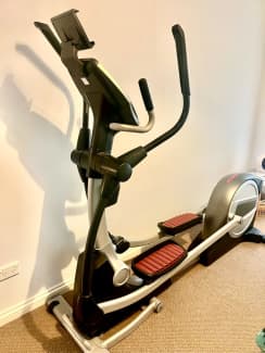 Proform 695 cse online elliptical