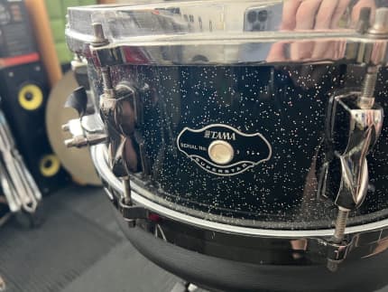 TAMA SUPERSTAR 14 X 5.5 BIRCH SNARE DRUM in BLACK SPARKLE FINISH