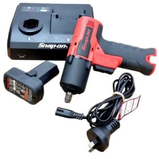 Snap on Ct861 14.4V Impact Driver With Battery Charger Power