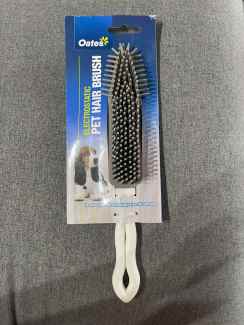 Oates electrostatic pet hair brush best sale