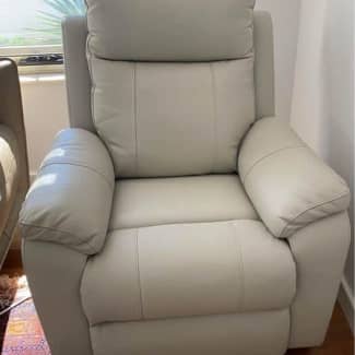 Electric recliner deals chair gumtree