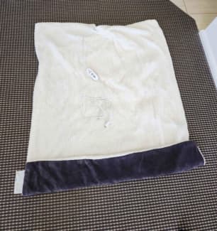 Breville discount heated throw