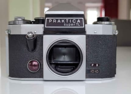 praktica super tl camera