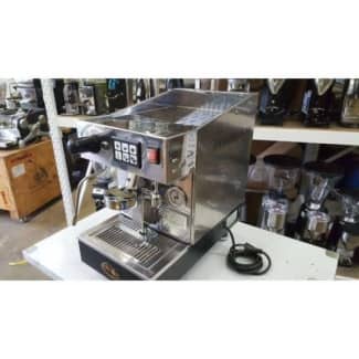 One Group Semi Commercial Volumetric Plumbed Coffee Machine at DI