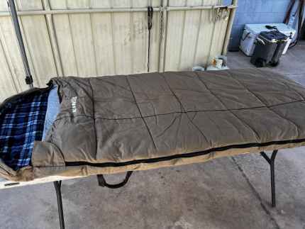 Sleeping bags Kings x 8 Camping Hiking in Alice Springs NT Gumtree Australia