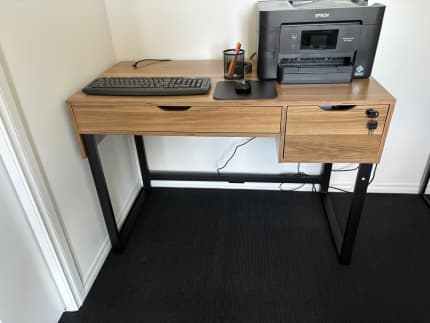 Computer deals desks gumtree